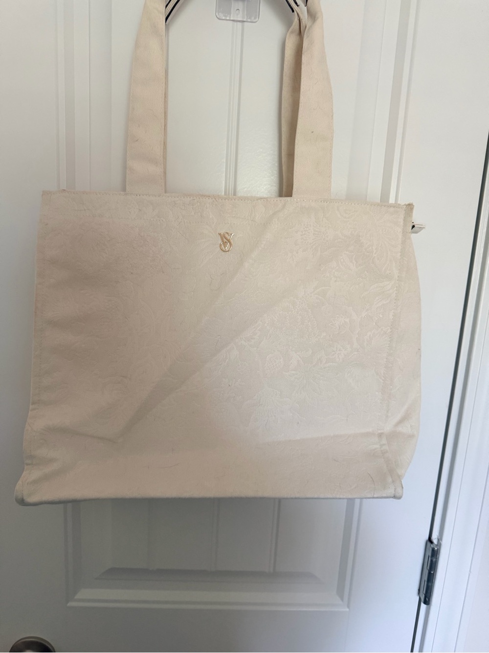 Victoria’s Secret Cream Tote Bag with Subtle Jacquard Pattern